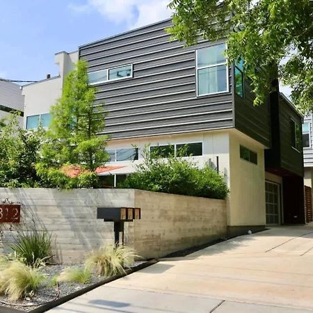 Stunning Modern Home W Pool & Hot Tub In Dt Austin Exterior photo