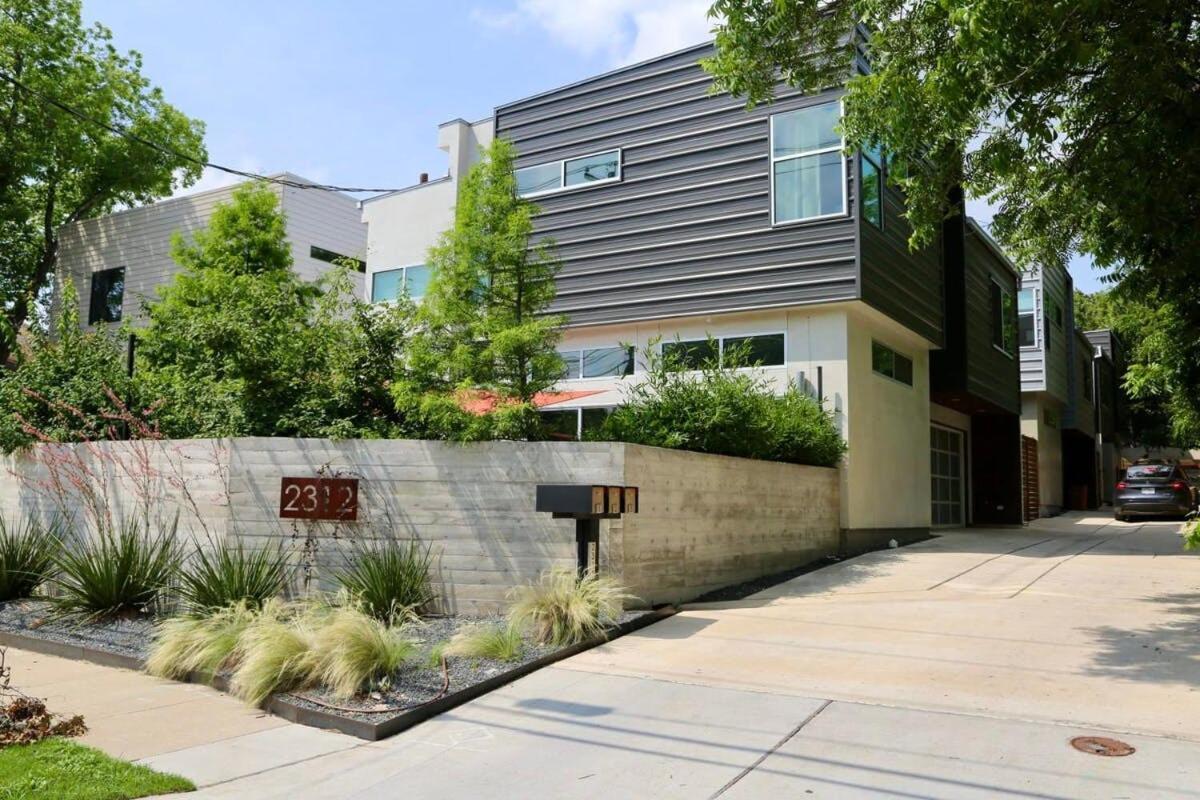 Stunning Modern Home W Pool & Hot Tub In Dt Austin Exterior photo